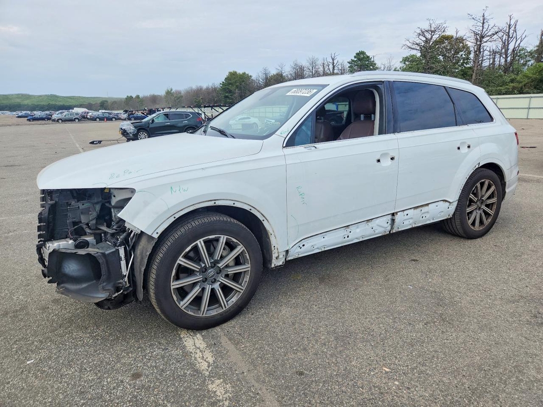 Vue de 2019 AUDI Q7 PREMIUM PLUS, angle 1