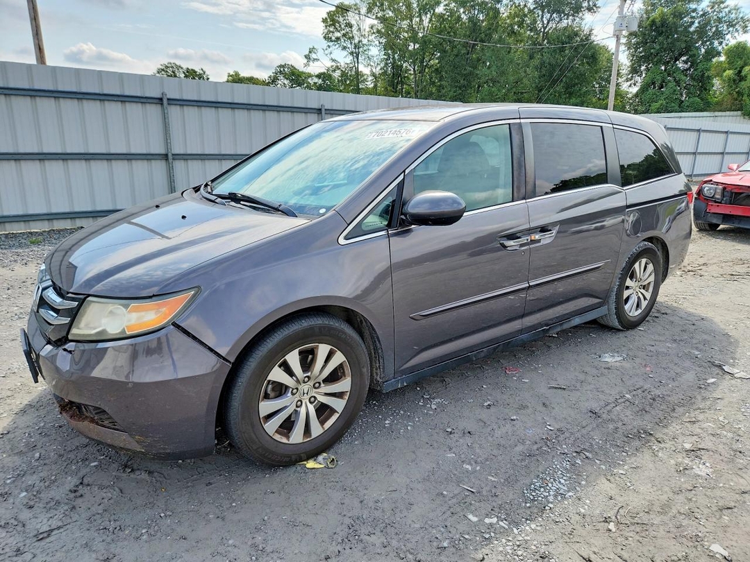 Vue de 2016 HONDA ODYSSEY SE, angle 1