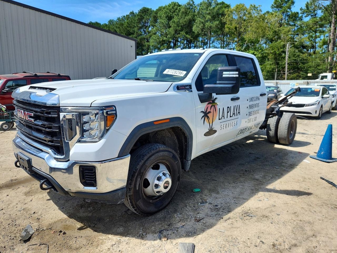 Vista de 2021 GMC SIERRA K3500, ángulo 1