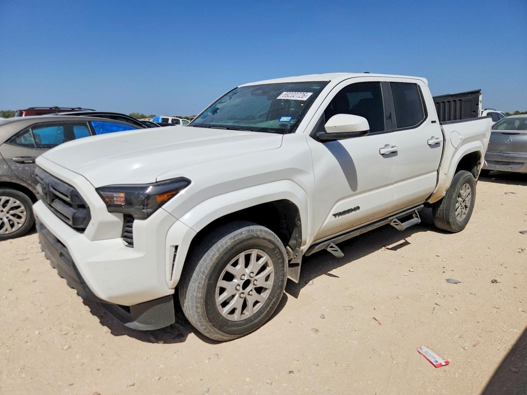 منظر 2024 TOYOTA TACOMA SR5، زاوية 1