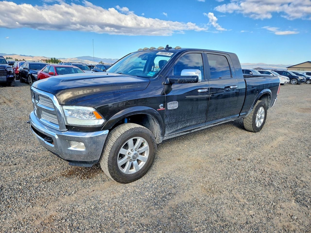 Vista de 2014 RAM 2500 LONGHORN, ángulo 1