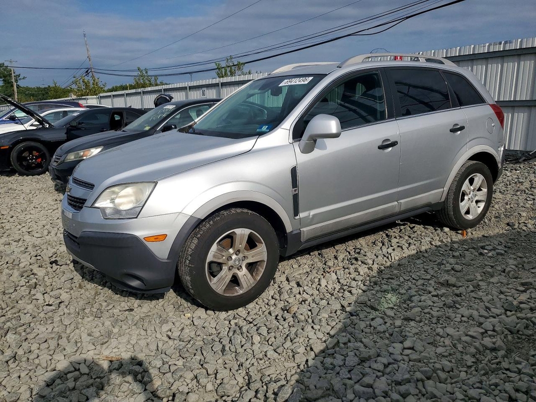 Vue de 2014 CHEVROLET CAPTIVA LS, angle 1