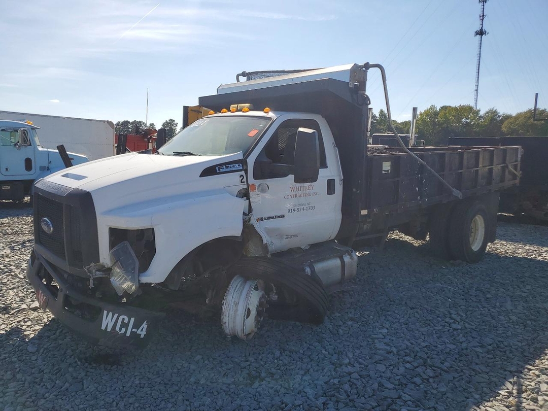 منظر 2018 FORD F750 SUPER DUTY DUMP TRUCK، زاوية 1