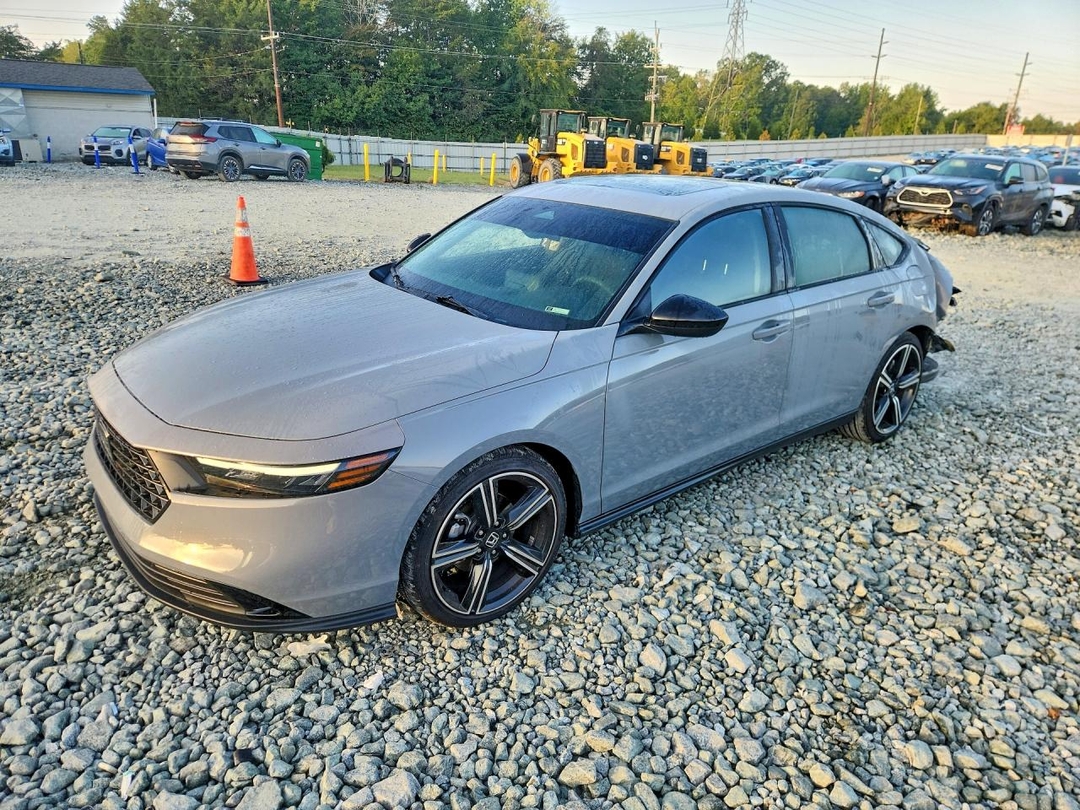 Вид 2026 HONDA ACCORD SE, угол 1