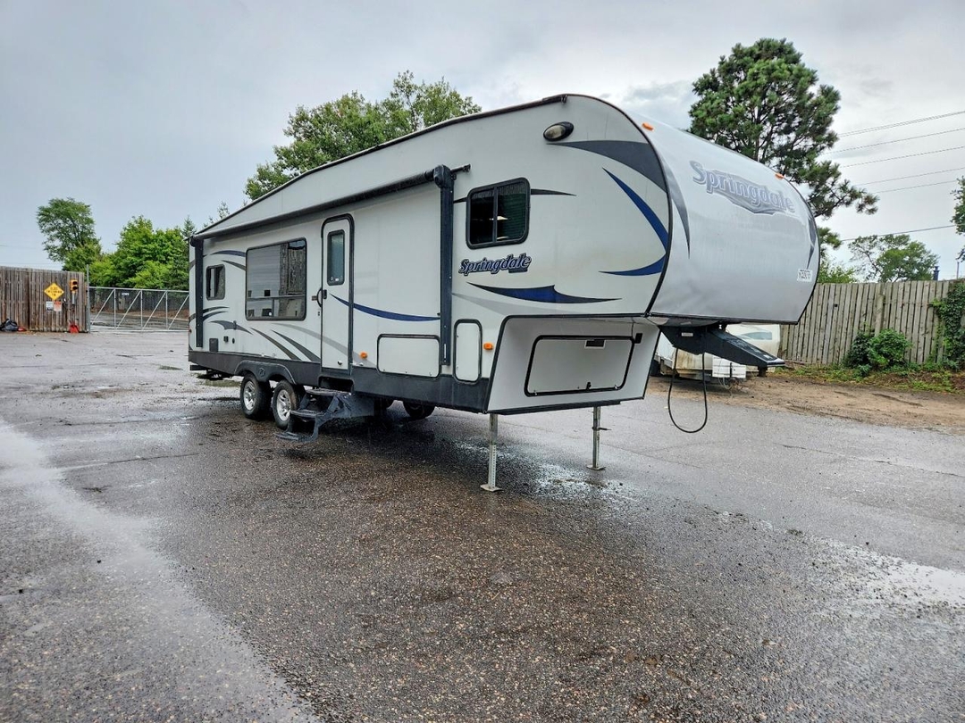 منظر 2015 KEYSTONE SPRINGDALE CAMPER، زاوية 1