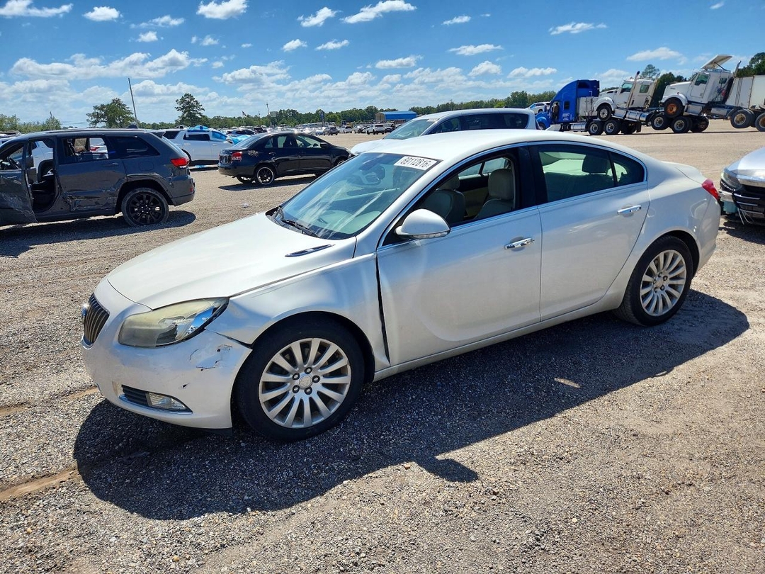 Vista de 2013 BUICK REGAL PREMIUM, ángulo 1