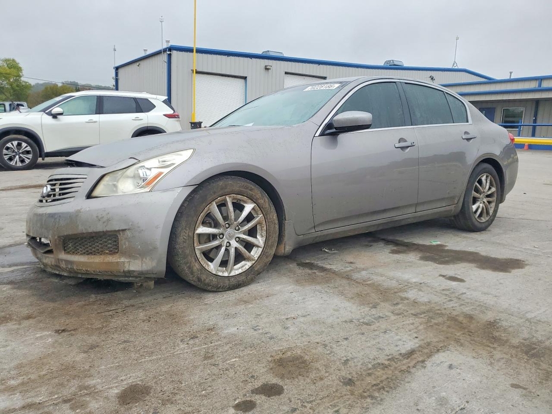 Vista de 2009 INFINITI G37 SEDAN BASE, ángulo 1
