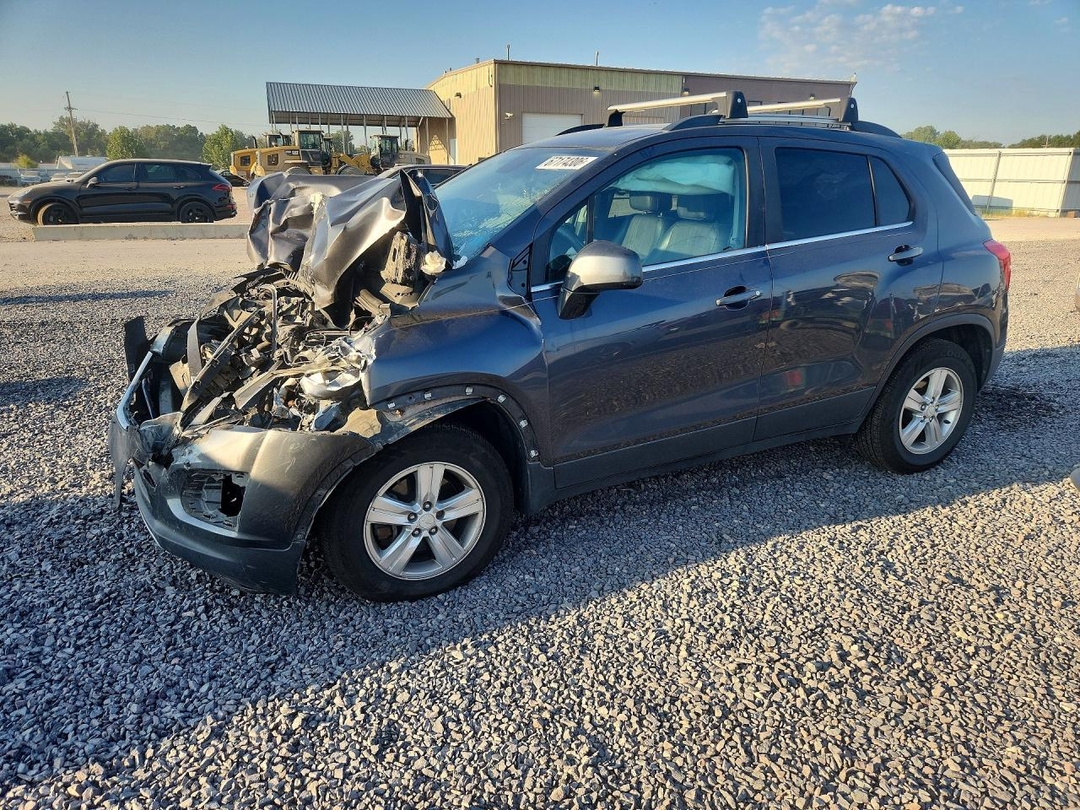 منظر 2016 CHEVROLET TRAX 1LT، زاوية 1