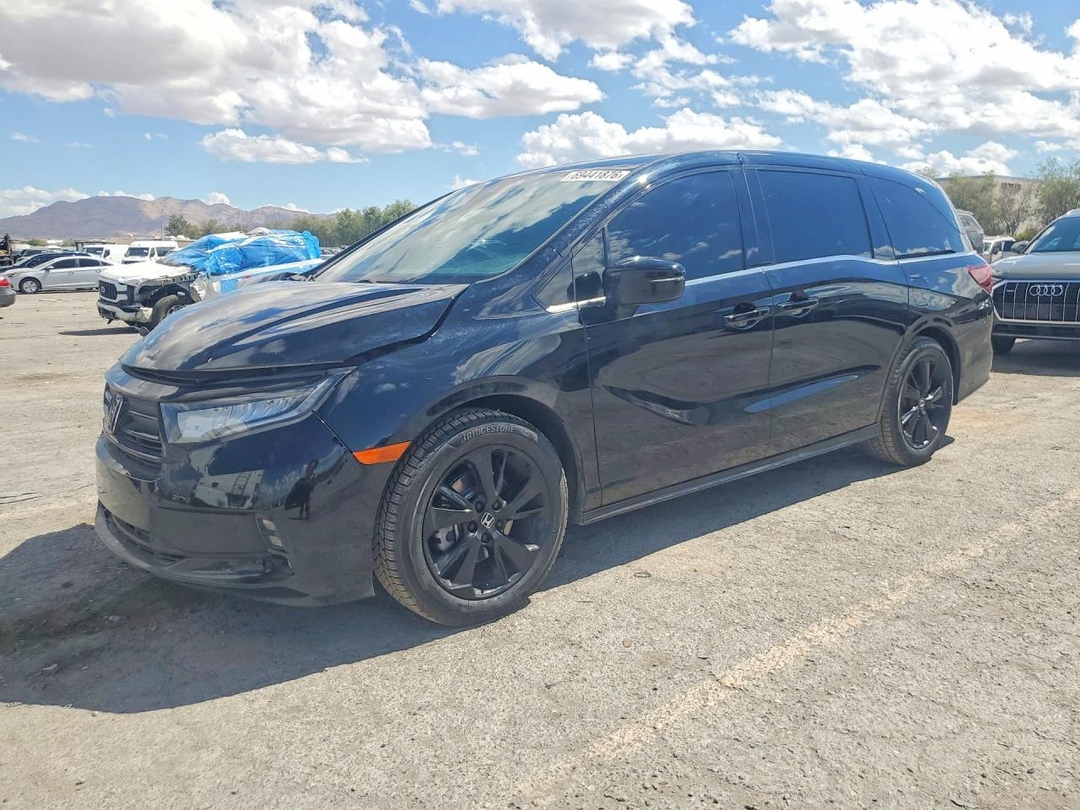 Вид 2024 HONDA ODYSSEY SPORT, угол 1