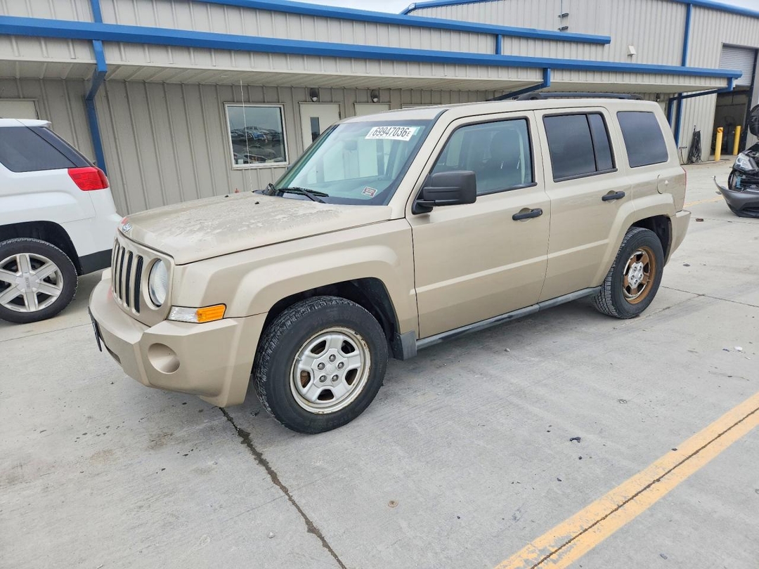 Vista de 2010 JEEP PATRIOT SPORT, ángulo 1