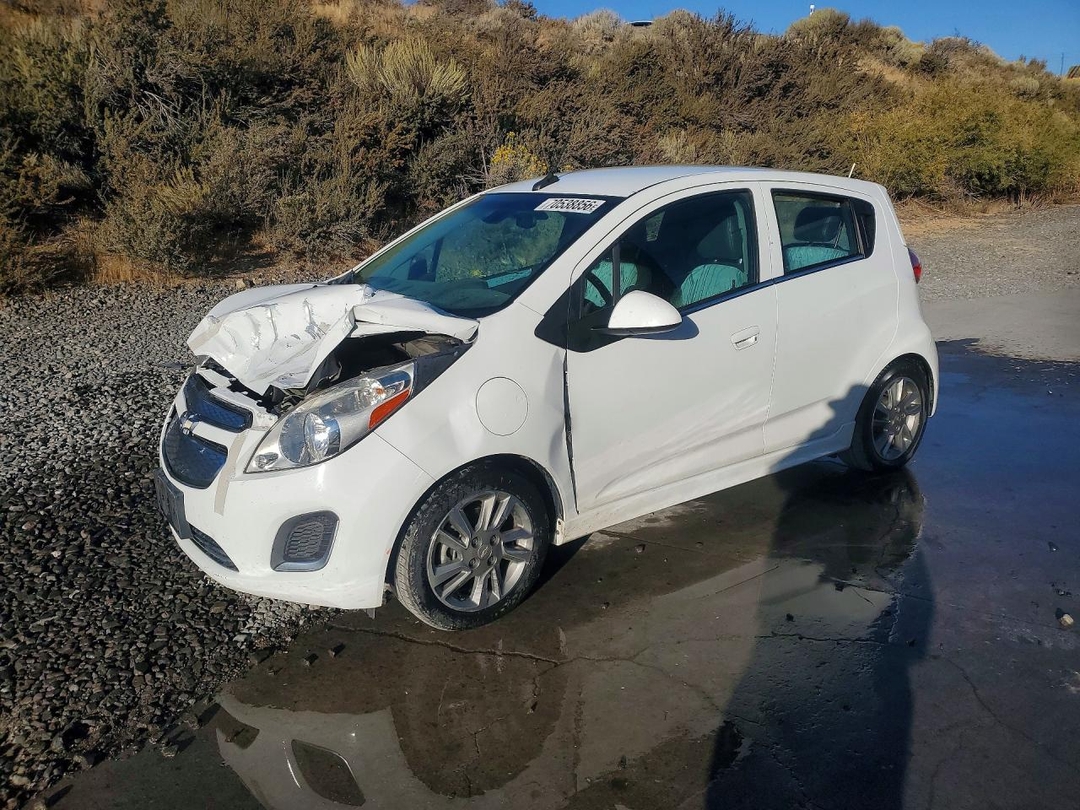 Vedere 2014 CHEVROLET SPARK EV 1LT, unghi 1