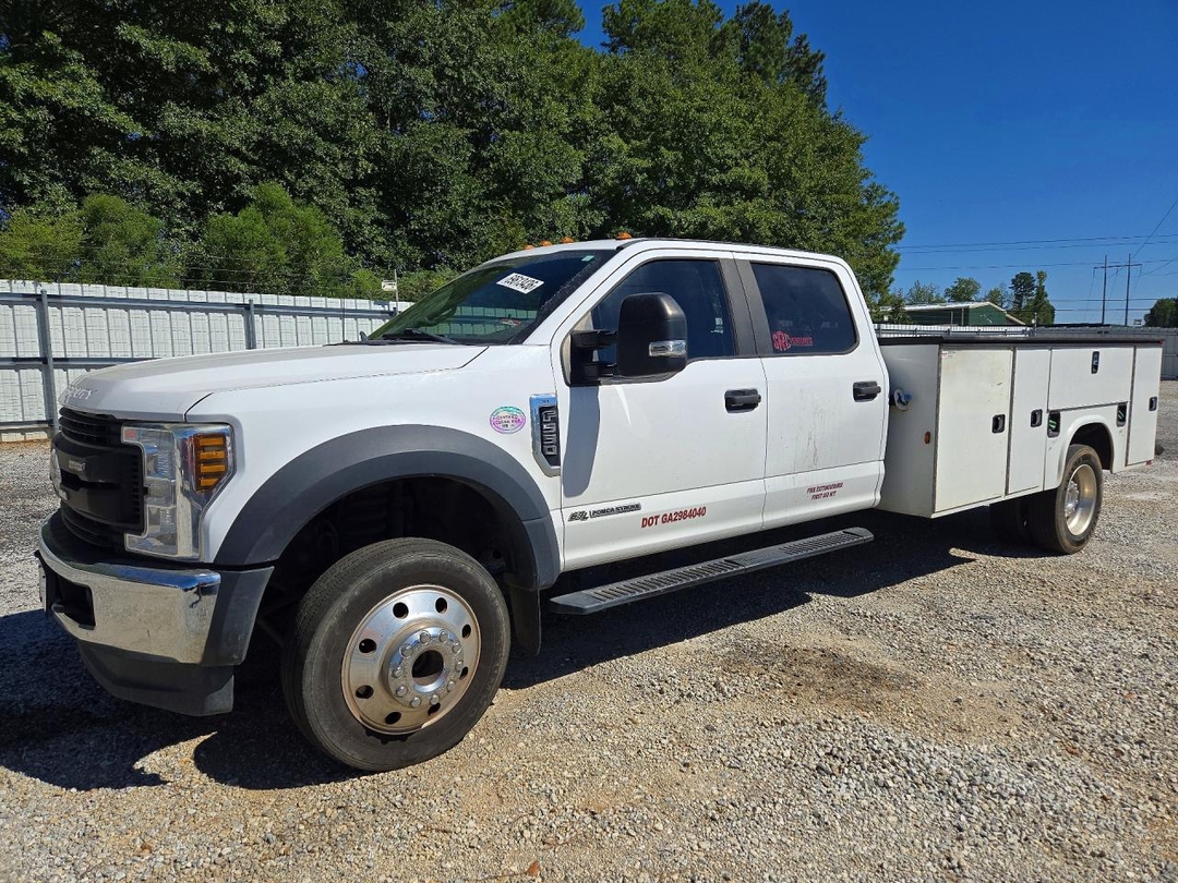 Вид 2019 FORD F550 SUPER DUTY, угол 1