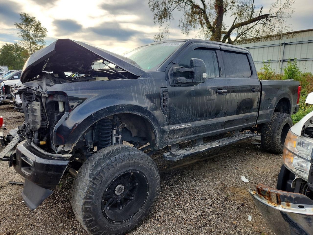 Vue de 2020 FORD F250 SUPER DUTY, angle 1