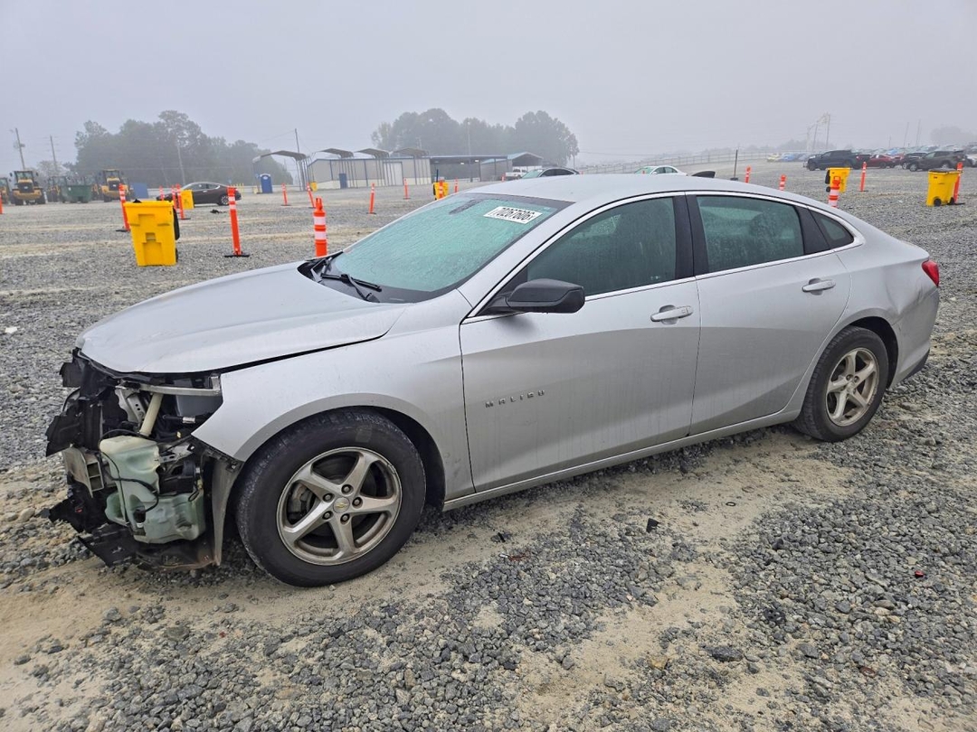 Вид 2016 CHEVROLET MALIBU LS, угол 1
