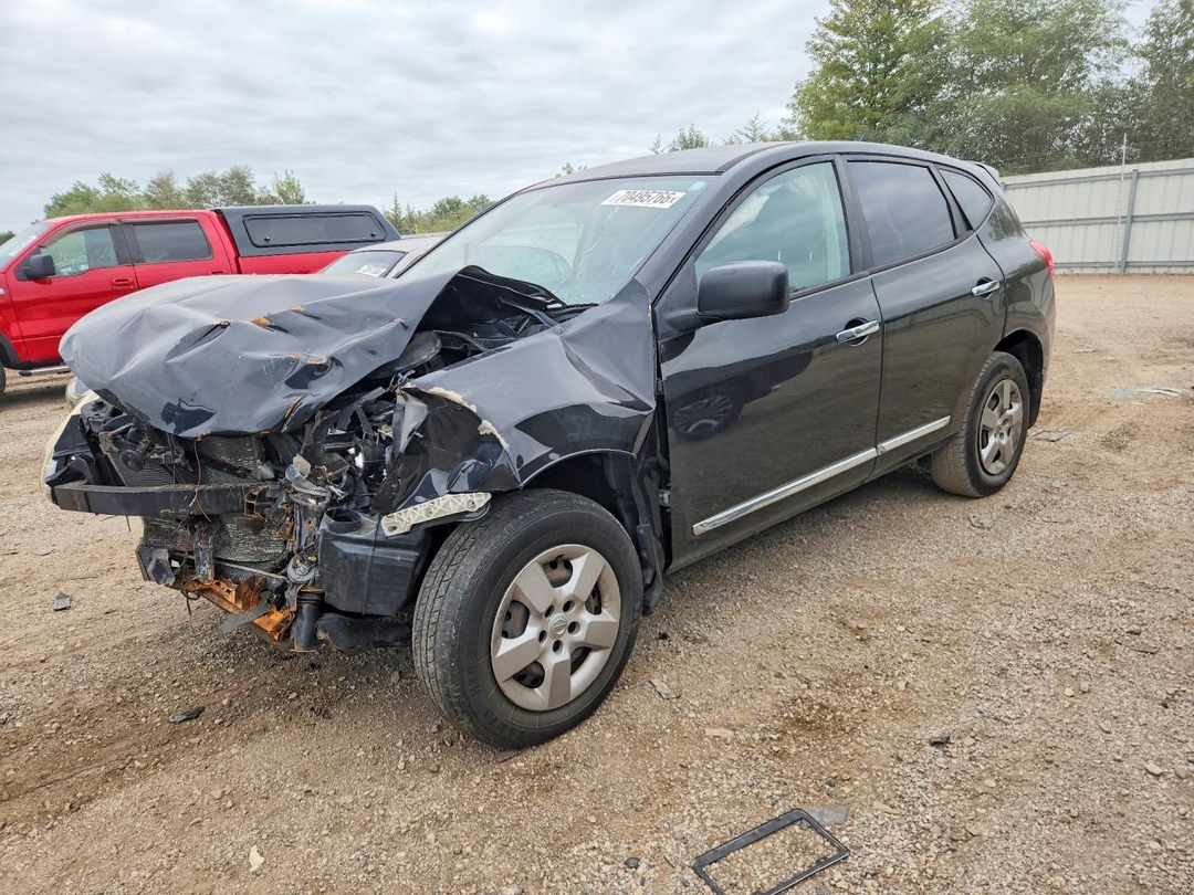 Vue de 2013 NISSAN ROGUE S, angle 1