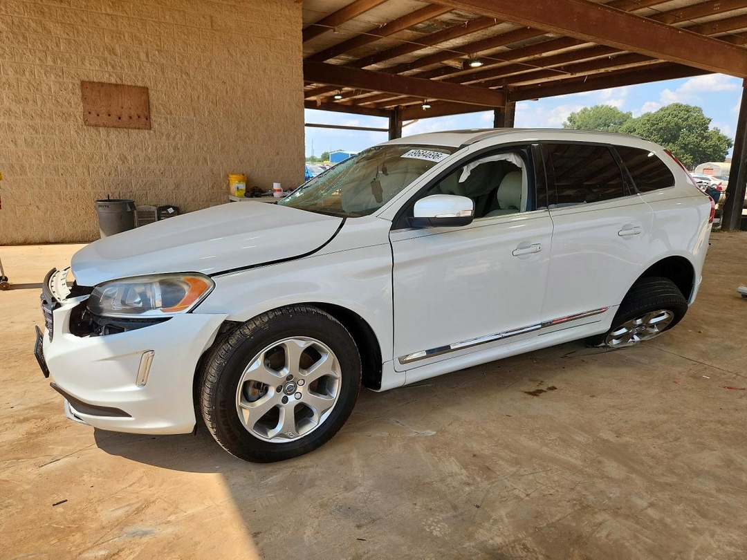 Vista de 2016 VOLVO XC60 T5 PREMIER, ángulo 1