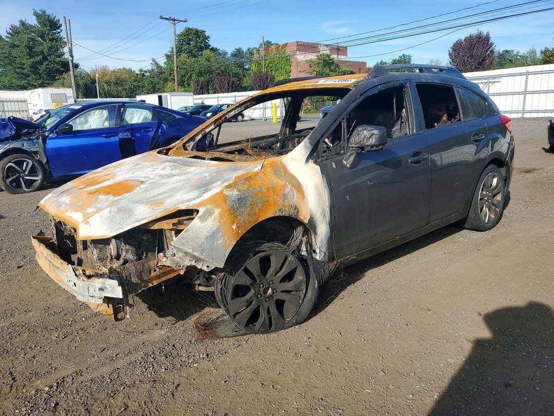Vue de 2013 SUBARU IMPREZA SPORT PREMIUM, angle 1