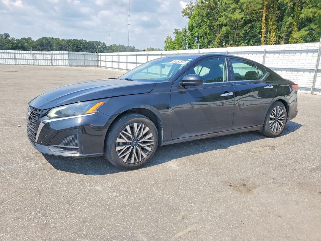 منظر 2023 NISSAN ALTIMA SV، زاوية 1