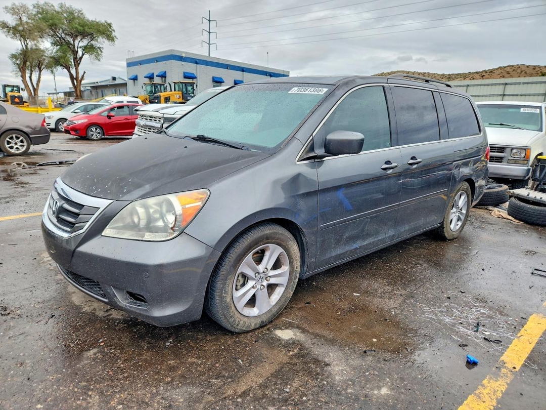 Vue de 2010 HONDA ODYSSEY TOURING, angle 1