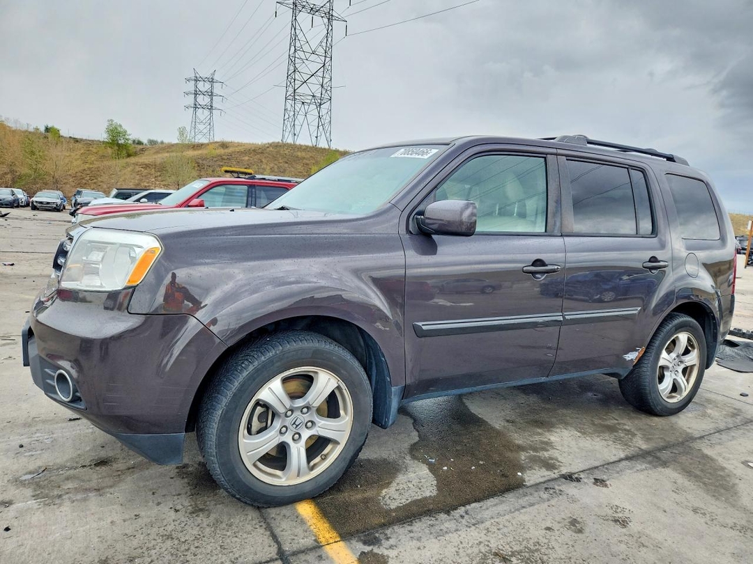 Вид 2013 HONDA PILOT EXL, угол 1