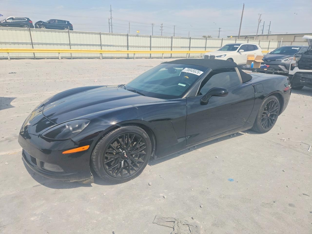 Vista de 2006 CHEVROLET CORVETTE, ángulo 1