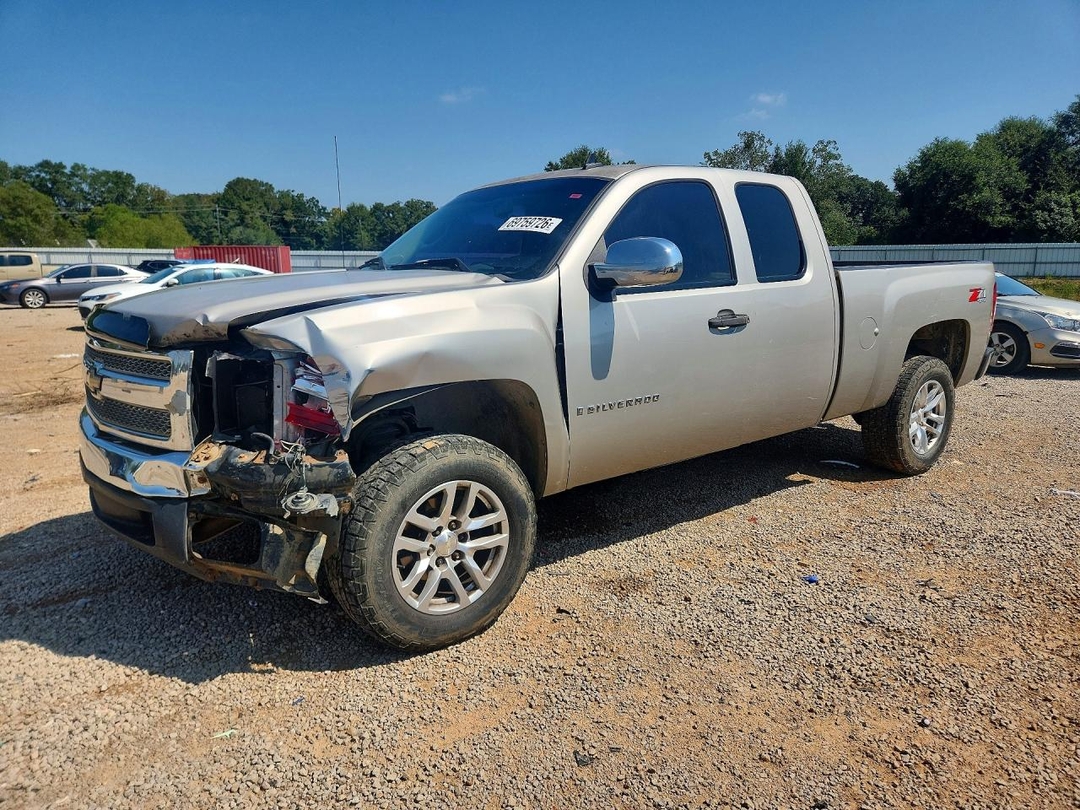 Vista de 2007 CHEVROLET SILVERADO K1500, ángulo 1