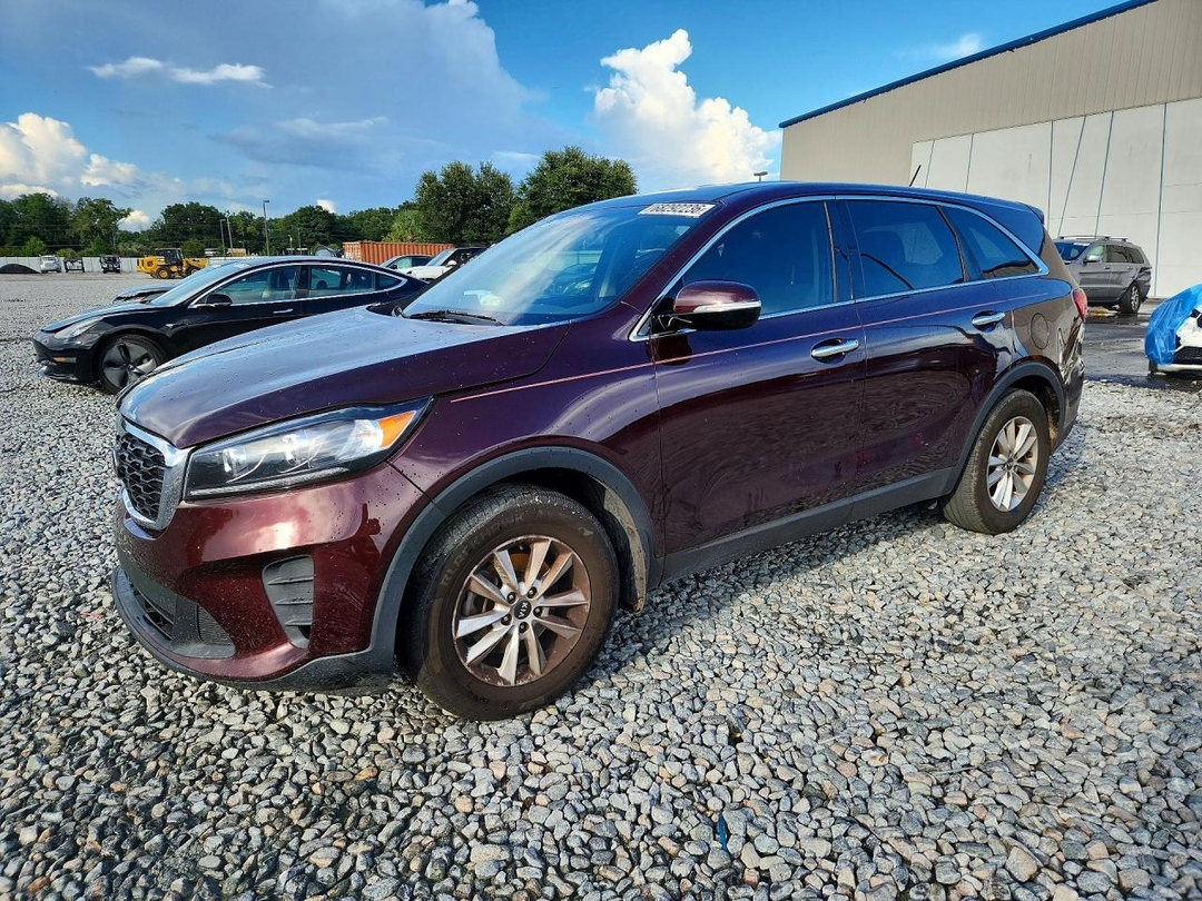 منظر 2020 KIA SORENTO LX، زاوية 1