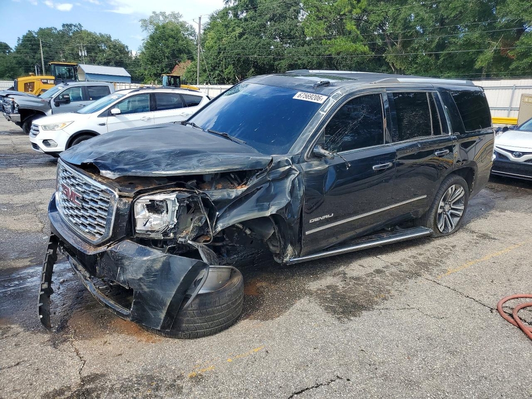 منظر 2018 GMC YUKON DENALI، زاوية 1