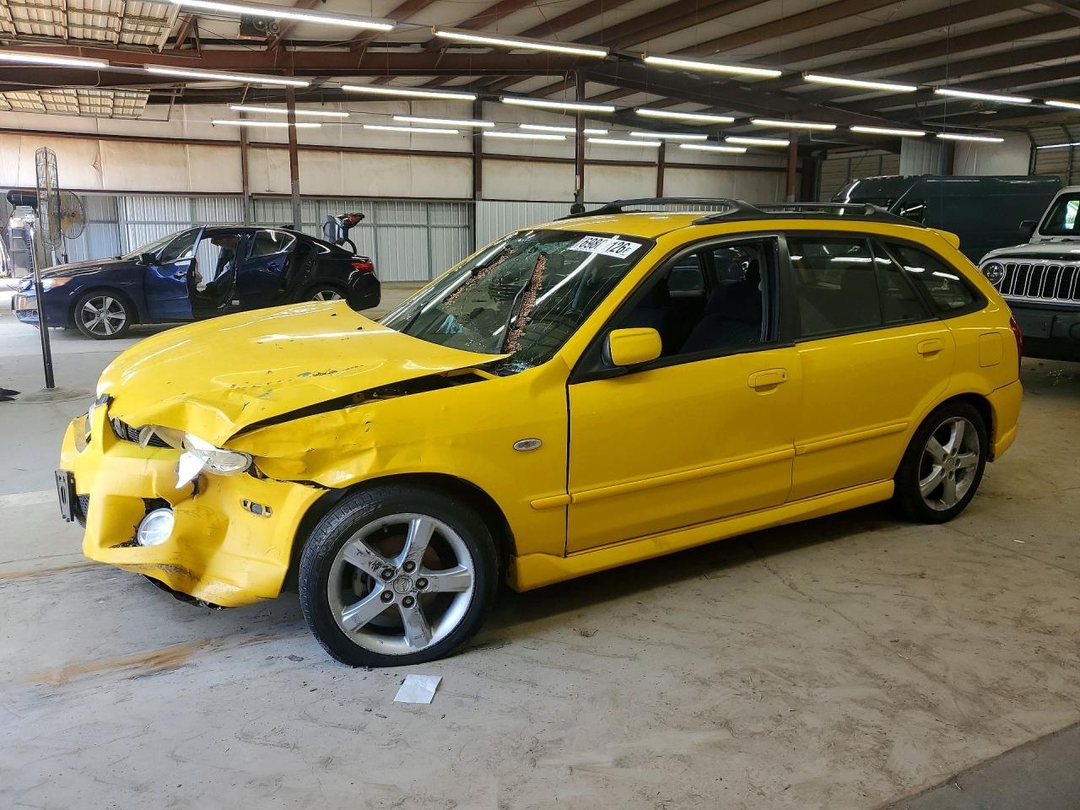 منظر 2002 MAZDA PROTEGE PR5، زاوية 1
