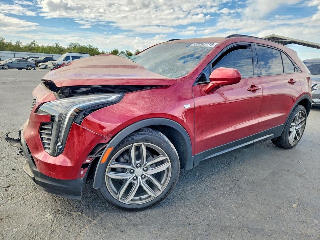 Вид 2019 CADILLAC XT4 SPORT, угол 1