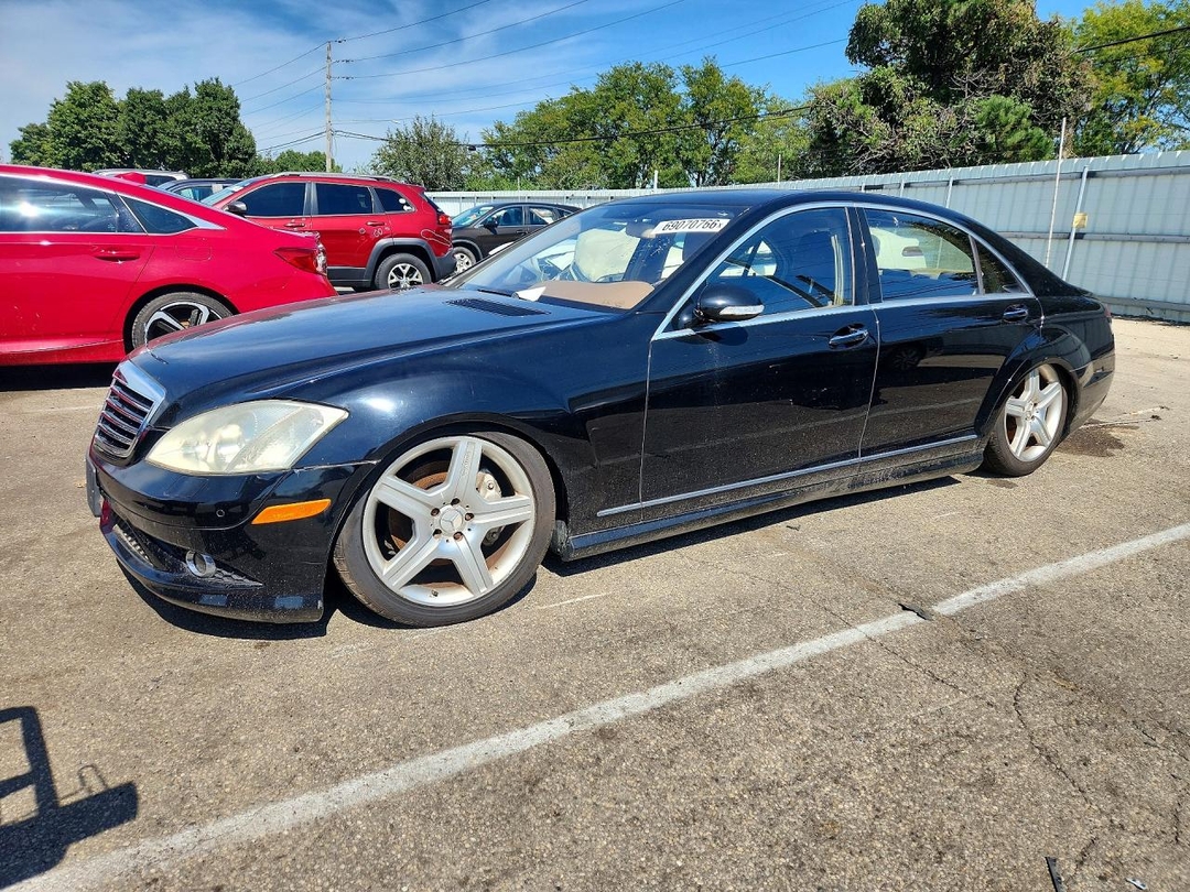 Вид 2007 MERCEDES-BENZ S 550 4MATIC, угол 1