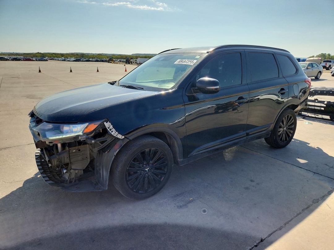 Вид 2020 MITSUBISHI OUTLANDER SE, угол 1