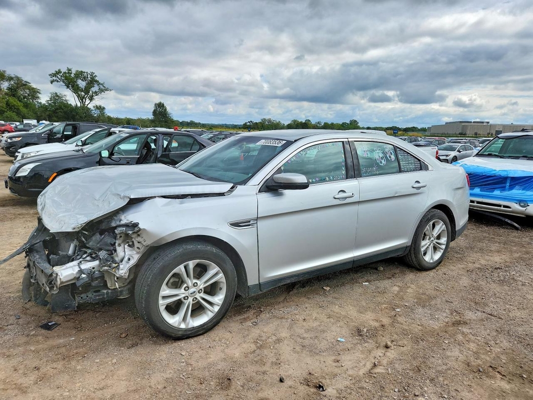 منظر 2016 FORD TAURUS SEL، زاوية 1