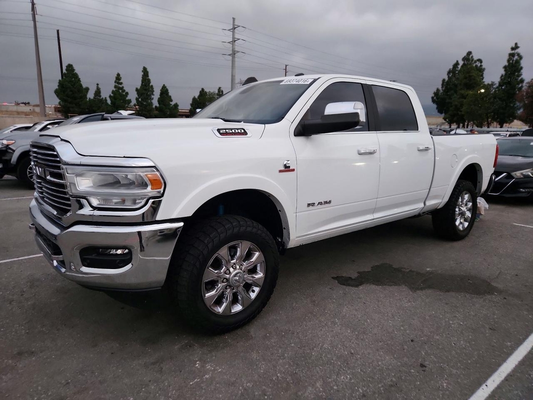 Vue de 2022 RAM 2500 LARAMIE, angle 1