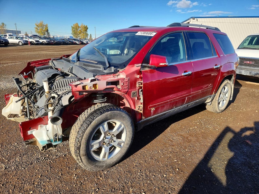منظر 2013 GMC ACADIA SLT-1، زاوية 1