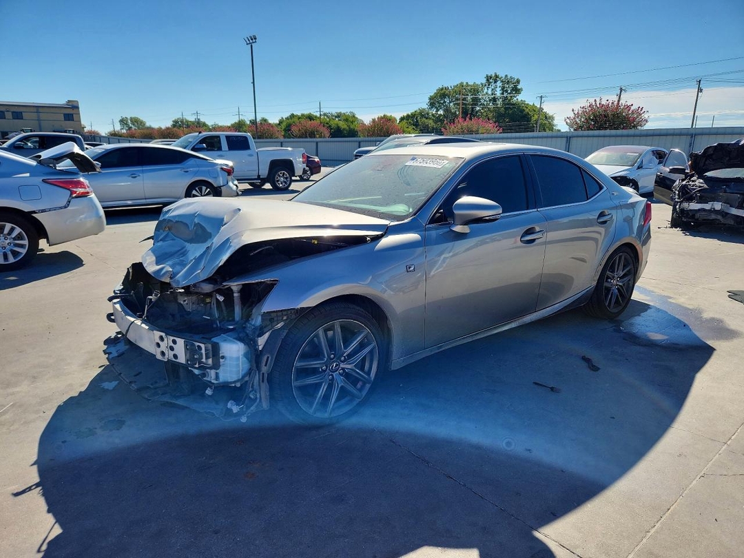 Vedere 2017 LEXUS IS 200T, unghi 1