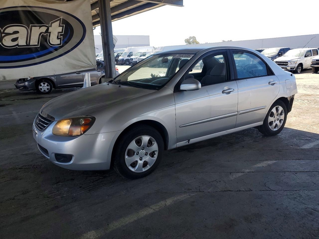 منظر 2009 KIA SPECTRA LX، زاوية 1