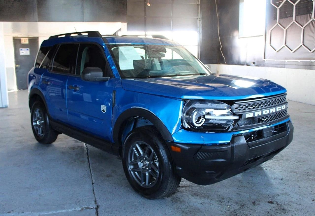 Вид 2025 FORD BRONCO SPORT BIG BEND, угол 1