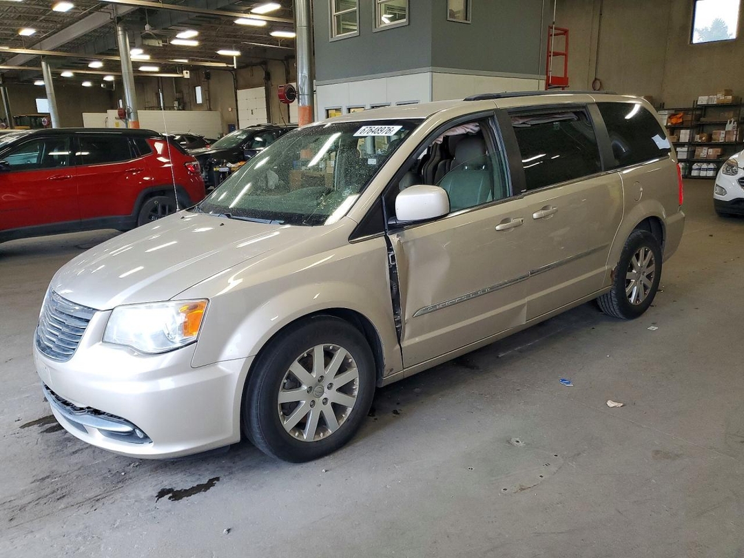 2013 CHRYSLER TOWN &amp; COUNTRY TOURING view, angle 1