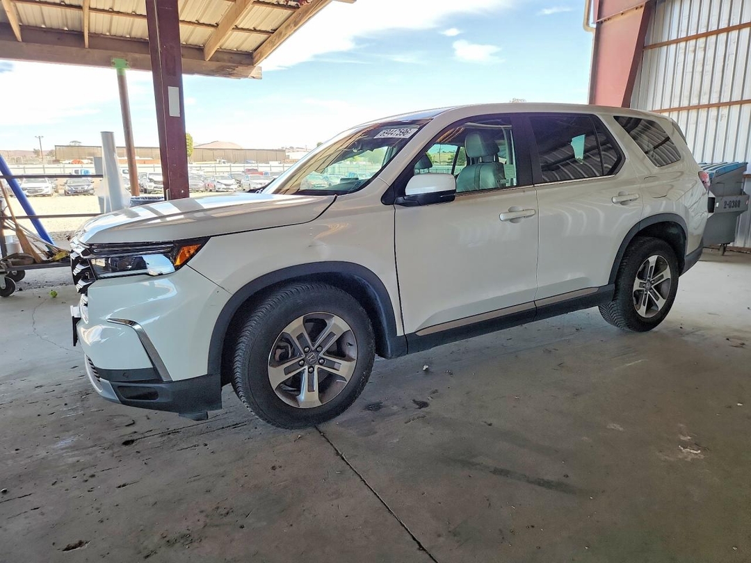 منظر 2023 HONDA PILOT EXL، زاوية 1