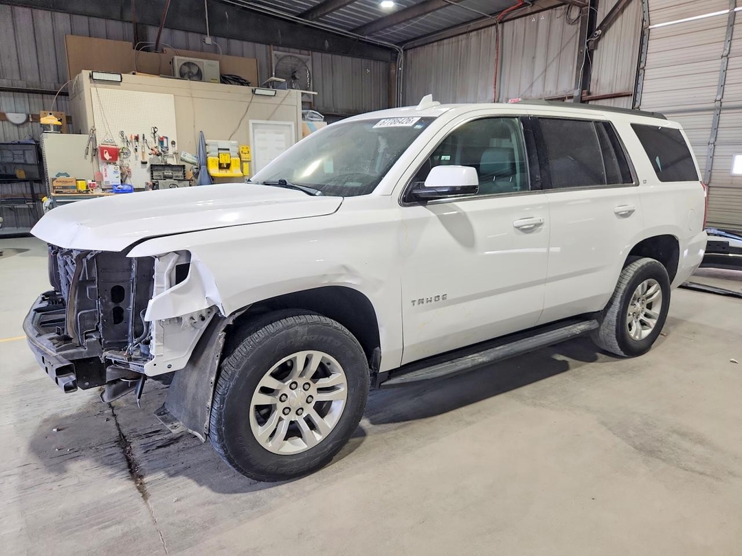 Vista de 2019 CHEVROLET TAHOE C1500 LT, ángulo 1