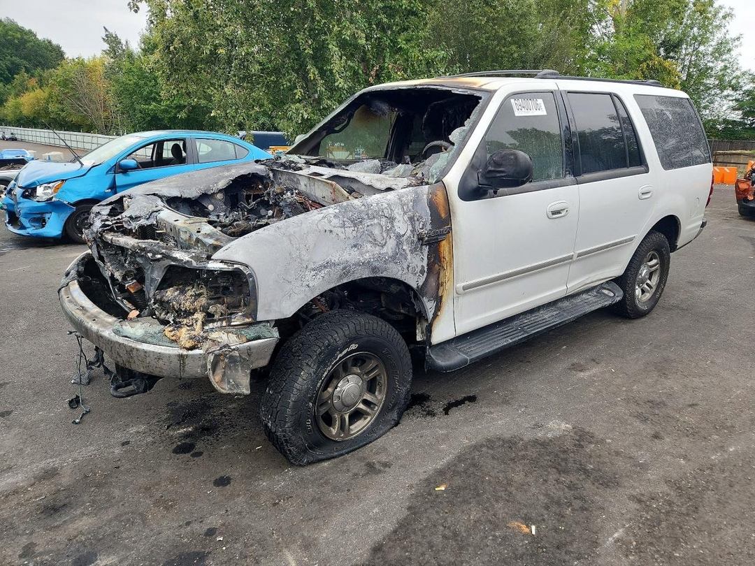 منظر 2000 FORD EXPEDITION XLT، زاوية 1