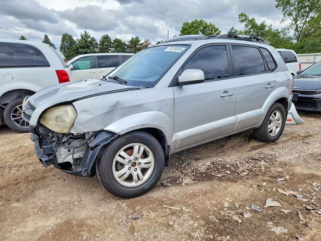 Вид 2008 HYUNDAI TUCSON SE, угол 1
