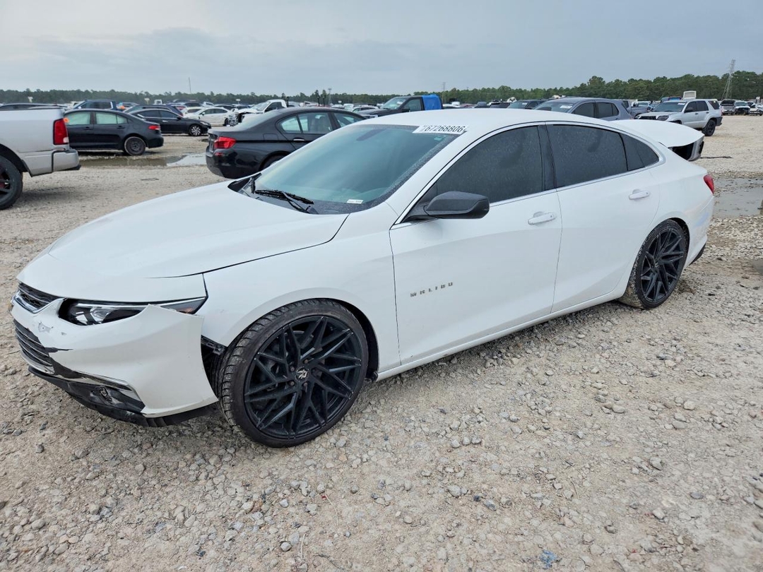 Вид 2018 CHEVROLET MALIBU LS, угол 1