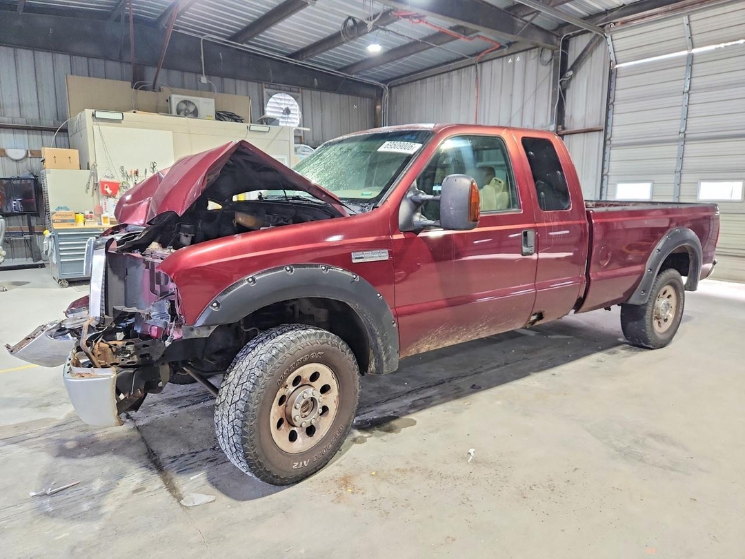 Vista de 2005 FORD F250 SUPER DUTY, ángulo 1