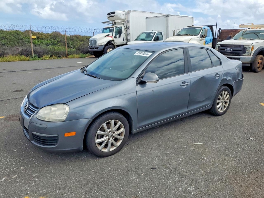 منظر 2010 VOLKSWAGEN JETTA SE، زاوية 1