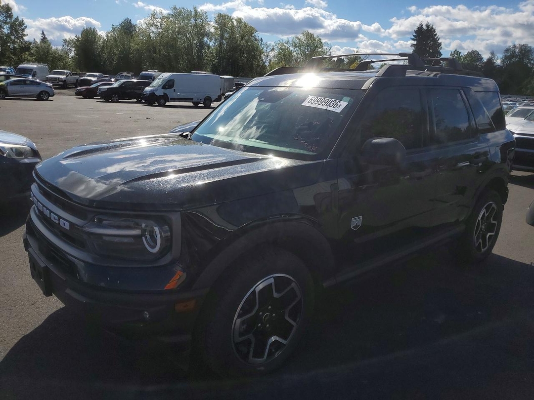 Вид 2022 FORD BRONCO SPORT BIG BEND, угол 1