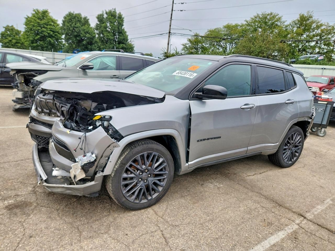 Vista de 2022 JEEP COMPASS LIMITED, ángulo 1