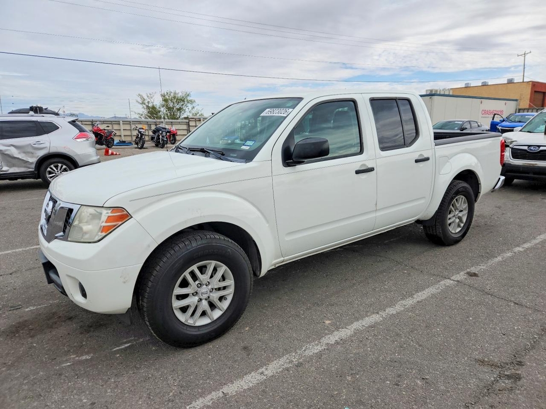 منظر 2019 NISSAN FRONTIER SV، زاوية 1