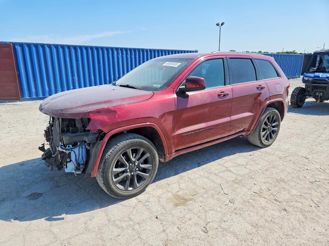 Vue de 2020 JEEP GRAND CHEROKEE LAREDO, angle 1